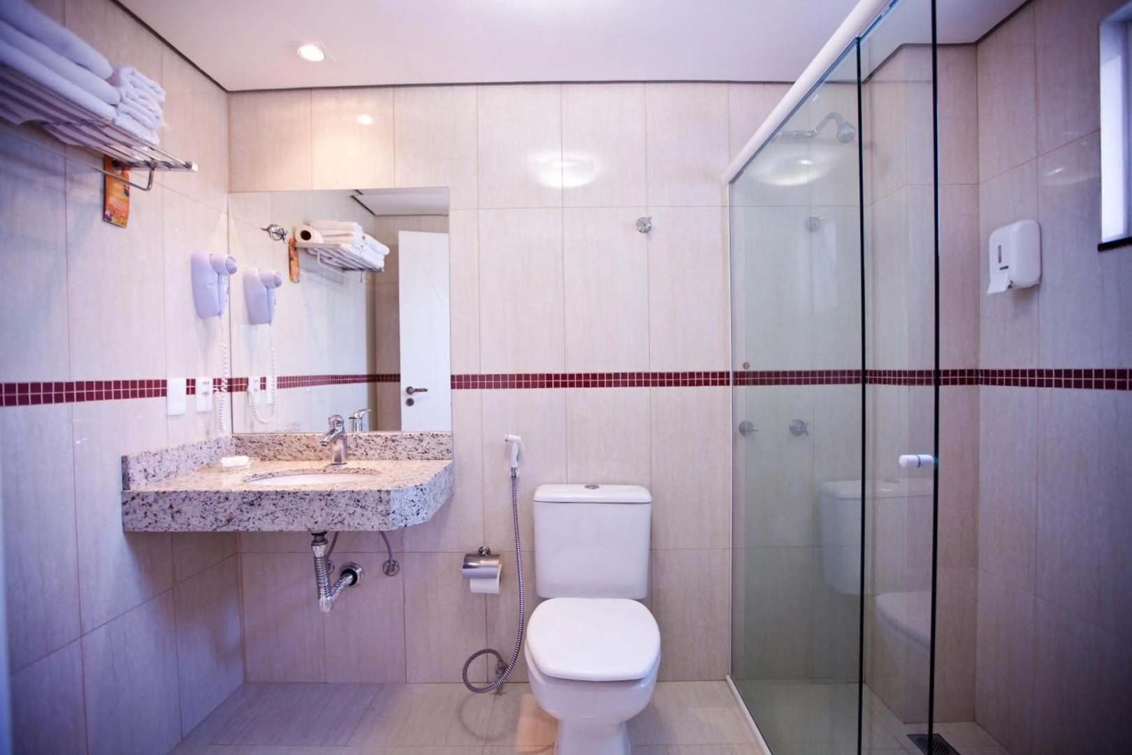 Photo - Del Rey Quality Hotel