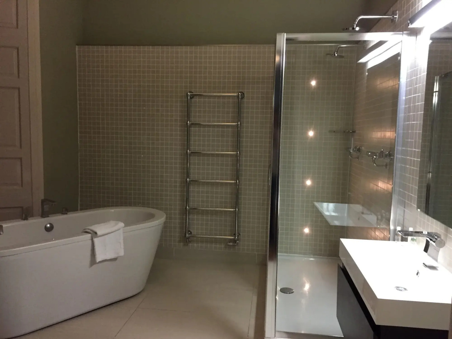 Foto - The Place Hotel