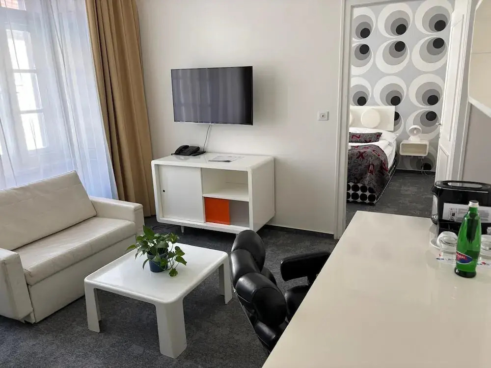 Photo - LH Vintage Design Hotel Sax