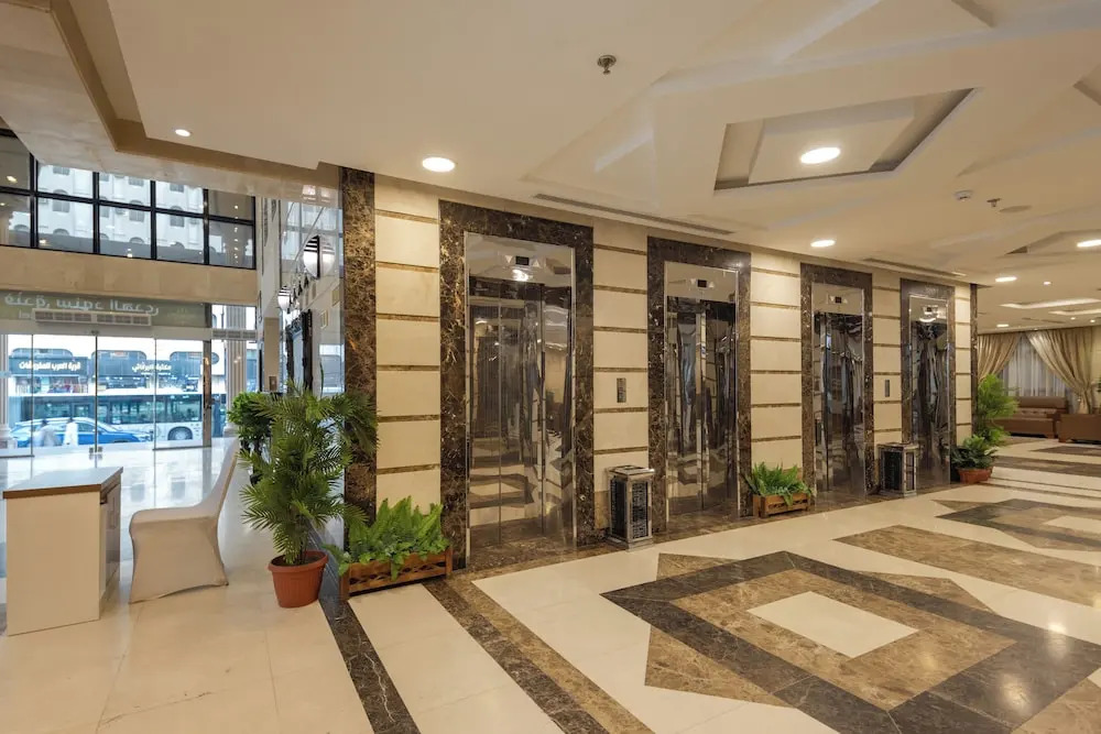 Photo - Snood Al Huda