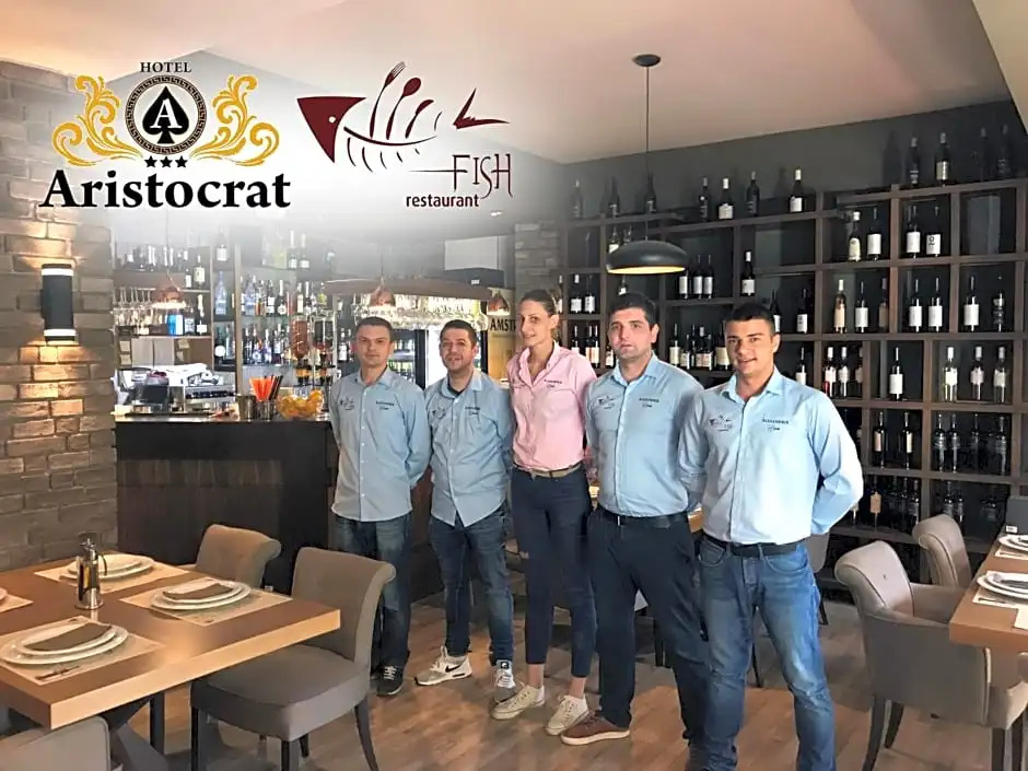 Foto - Hotel Aristocrat & Fish Restaurant