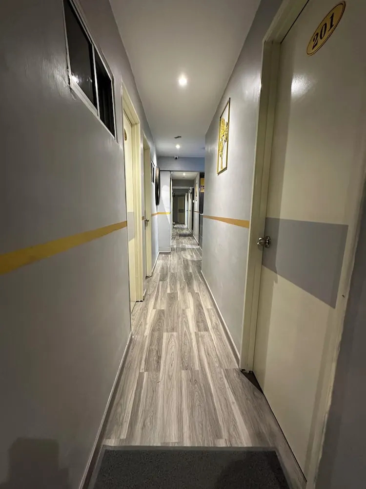 Foto - SS Grey House