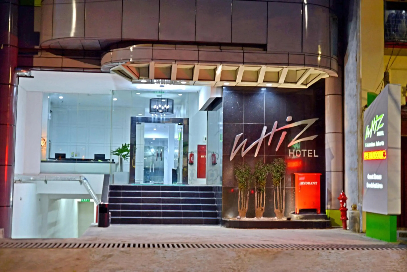 Photo - Whiz Hotel Falatehan Jakarta