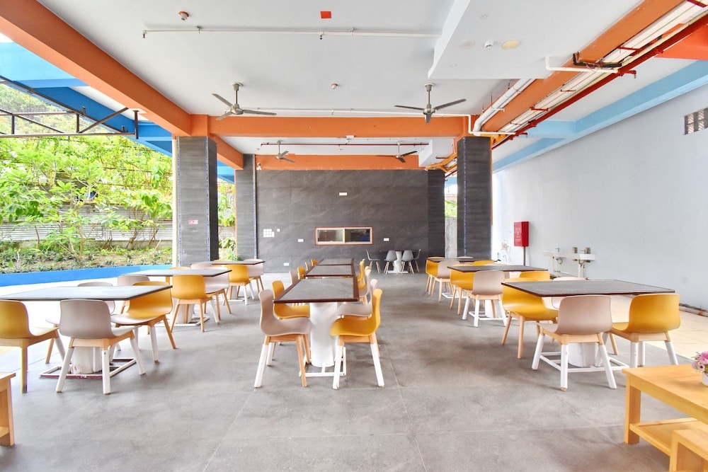 Photo - Oseidon Hotel Boracay