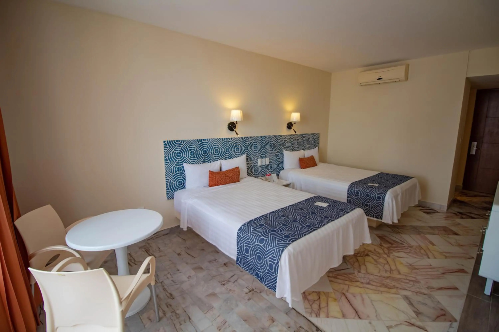 Foto - Oceano Palace Beach Resort