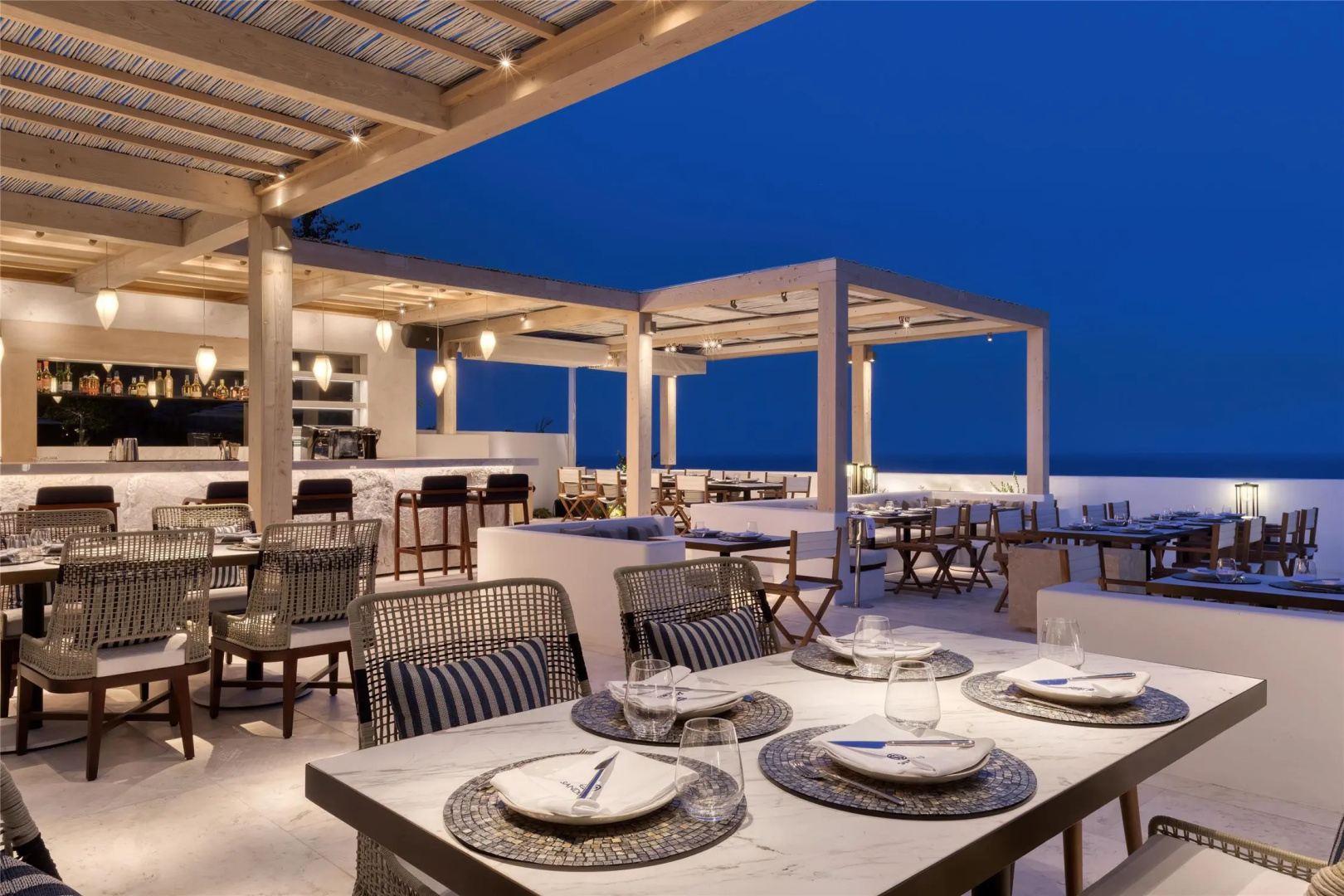 Photo - Sandblu Santorini, LXR Hotels & Resorts