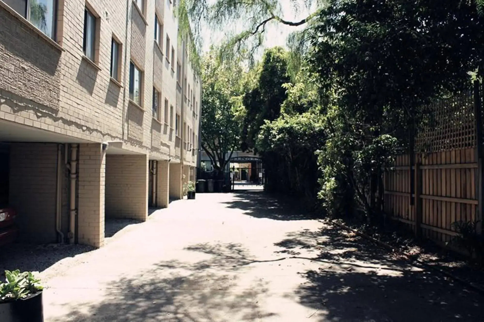 Photo - H & D Apartments