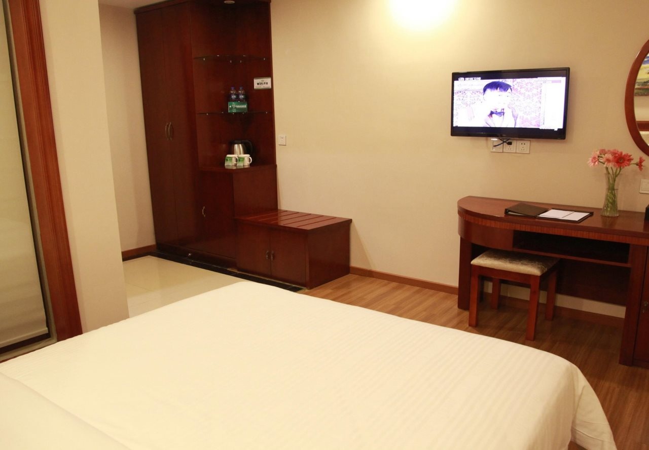 GreenTree Inn Huizhou Chenjiang Intercity Rail Station Hotel