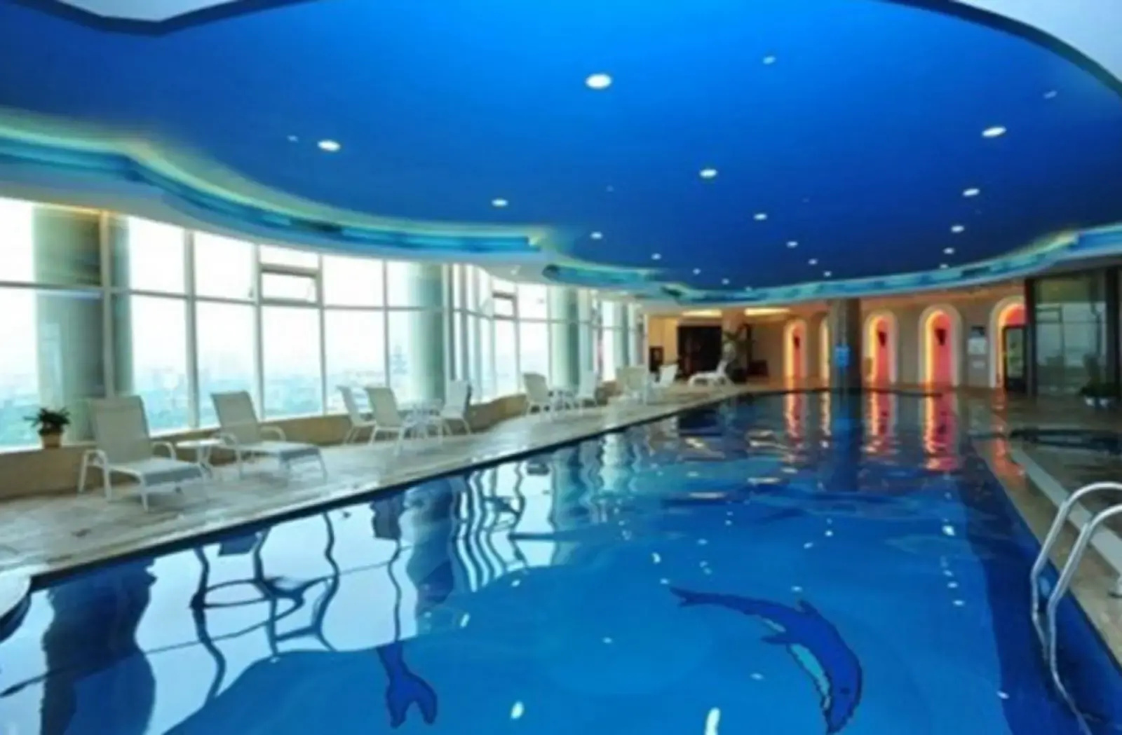 Photo - Royal Marina Plaza