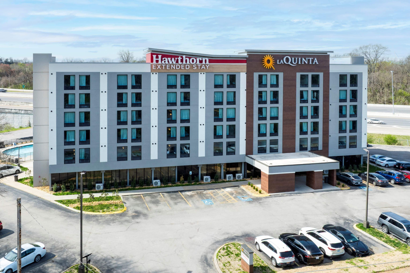 Photo - La Quinta Inn & Suites by Wyndham Nashville Airport/Opryland