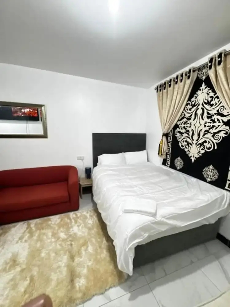 Foto - OYO Unique Guestroom - Farnworth, Easy Access to Bolton