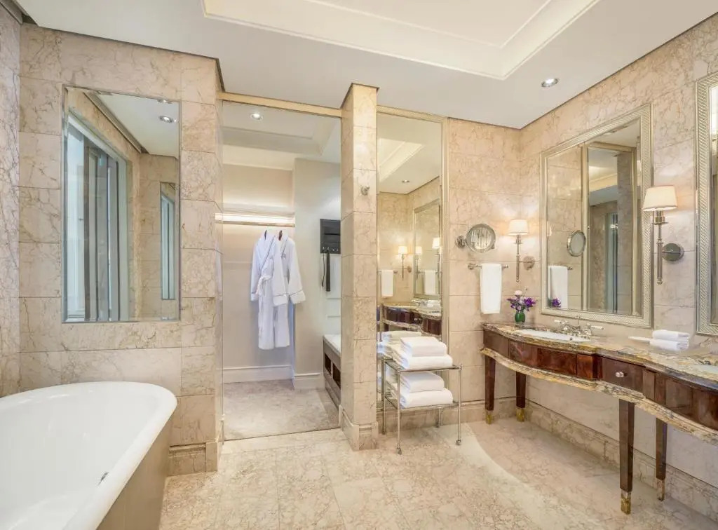 Photo - The St Regis Singapore