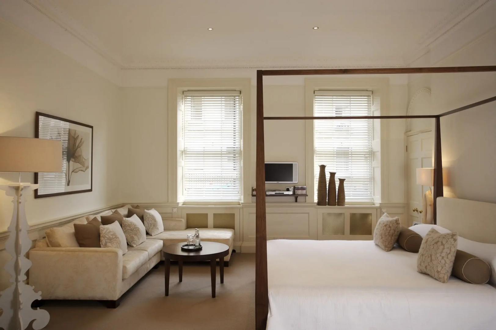 Photo - The Queensberry Hotel