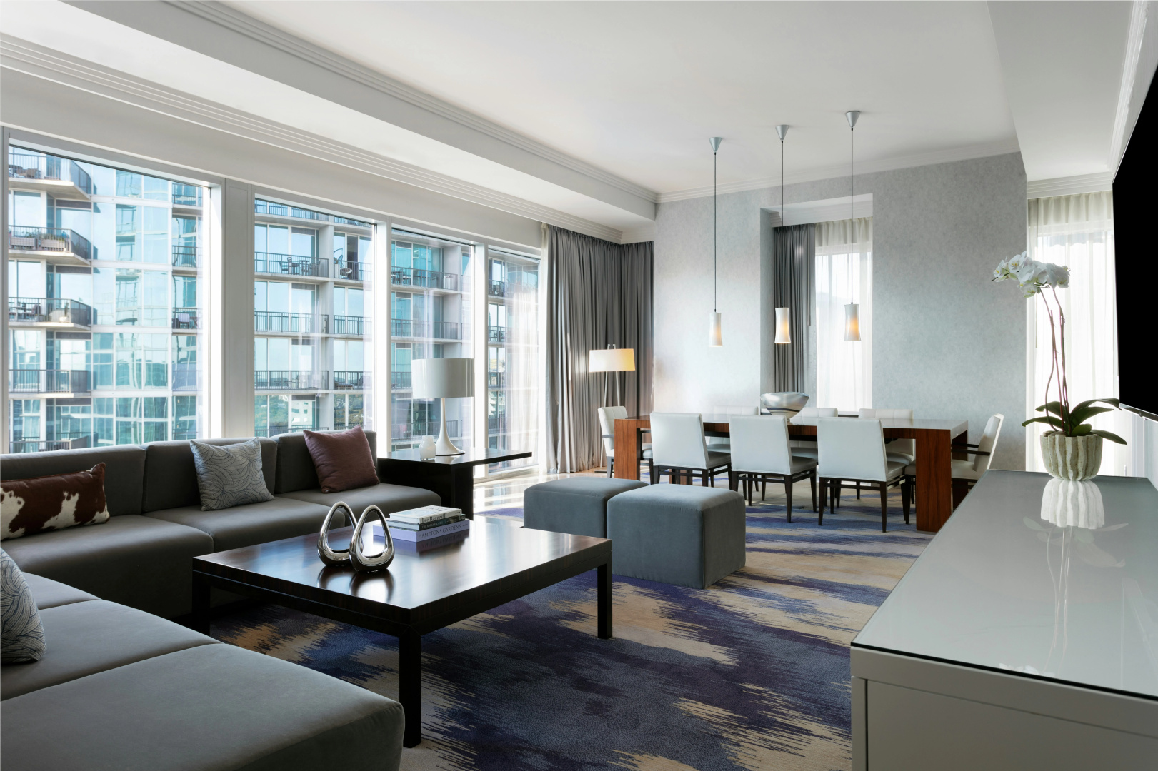 Photo - Loews Atlanta Hotel