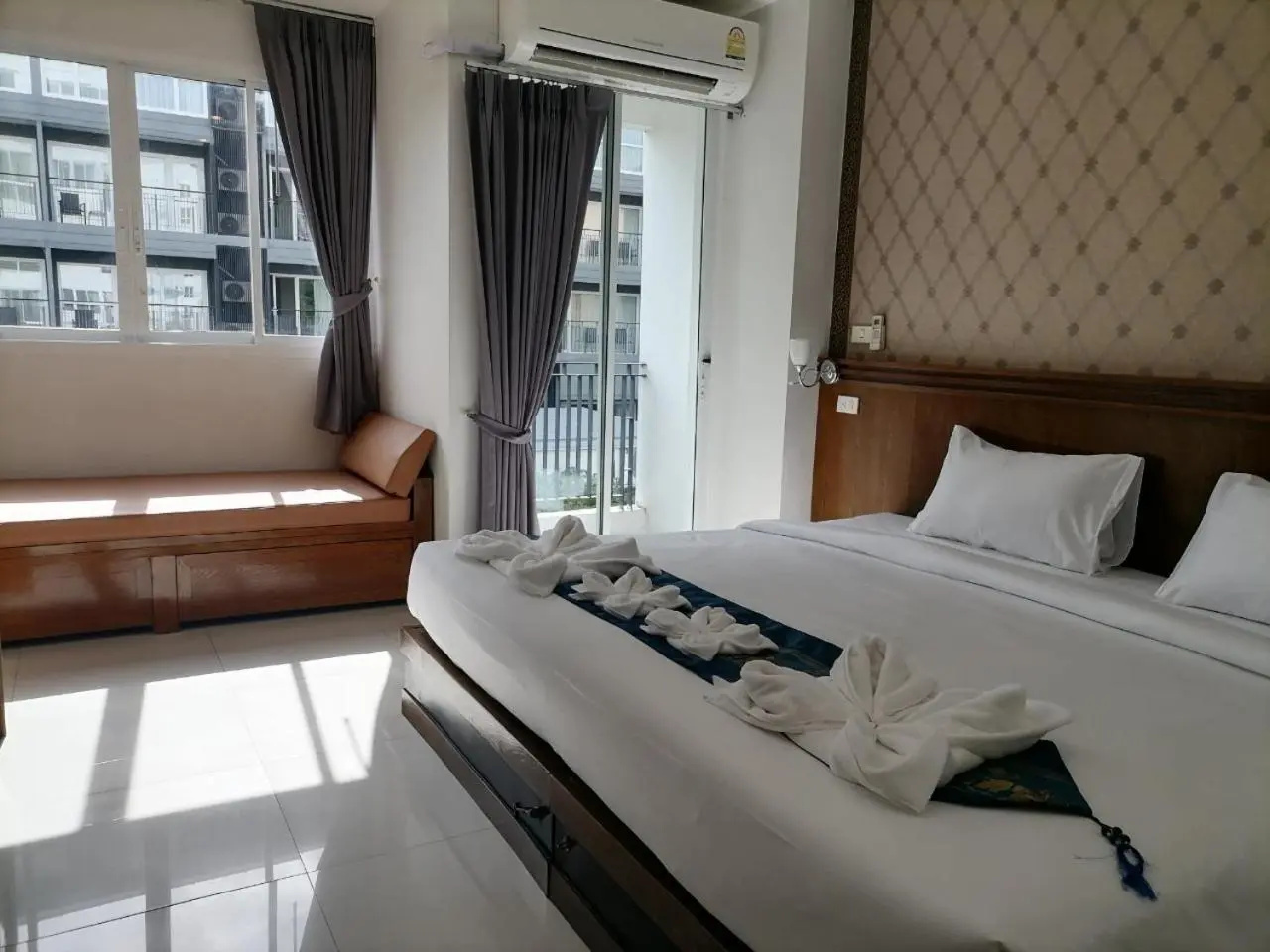 Foto - NJ Patong Hotel
