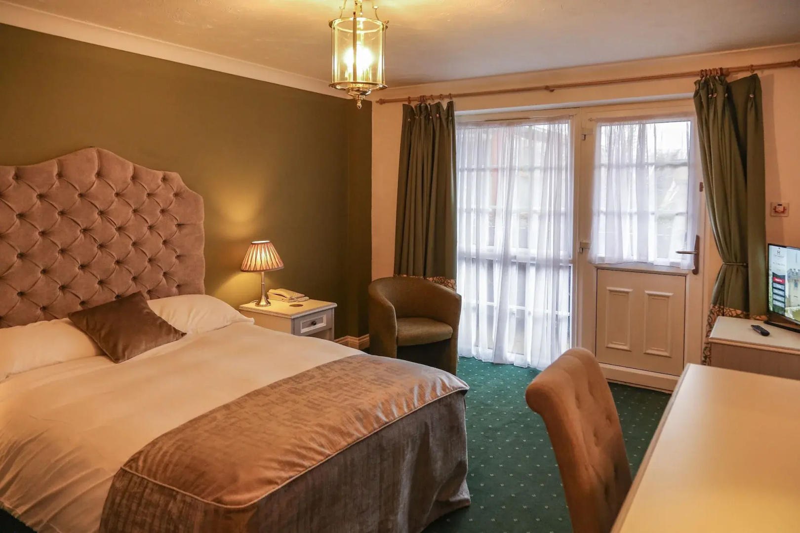 Photo - Garrison Hotel