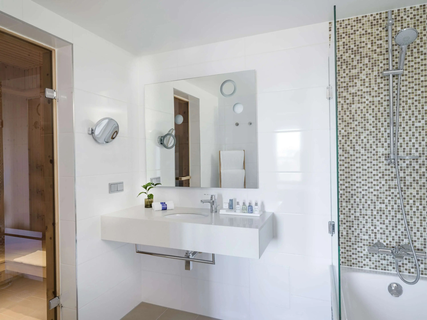 Photo - Radisson Blu Arlandia Hotel, Stockholm-Arlanda