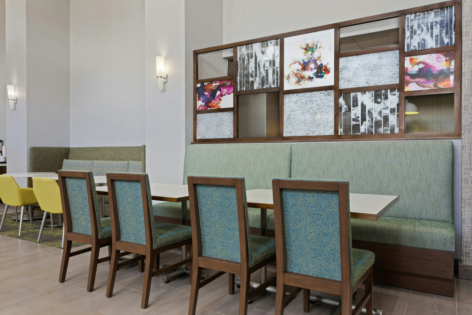 Photo - Hampton Inn & Suites Orlando Intl Dr N