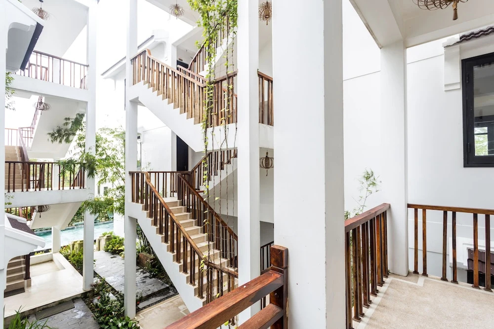 Photo - Tra Que Mansion