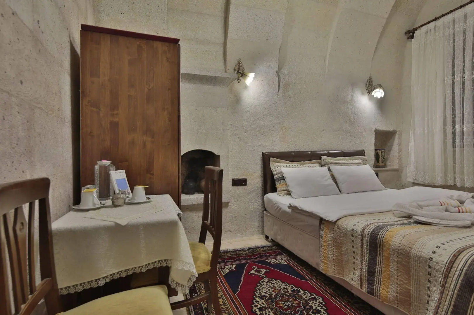 Photo - View Cave Hotel