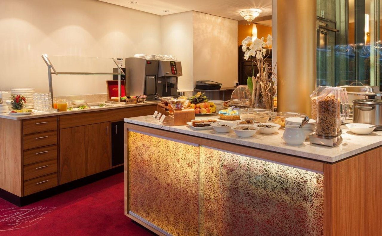 Photo - Swiss Chocolate by Fassbind Zurich