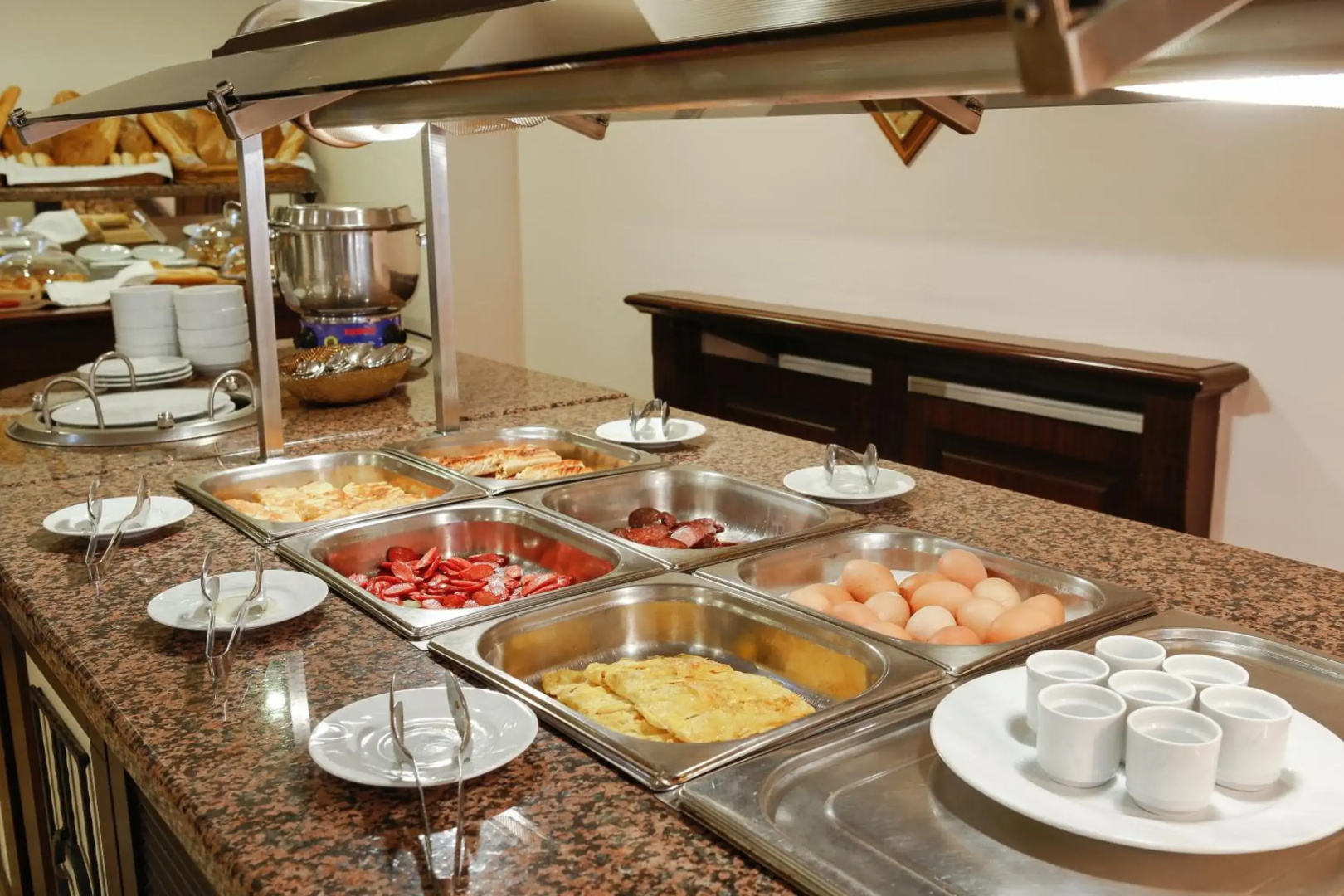 Photo - Central Hotel