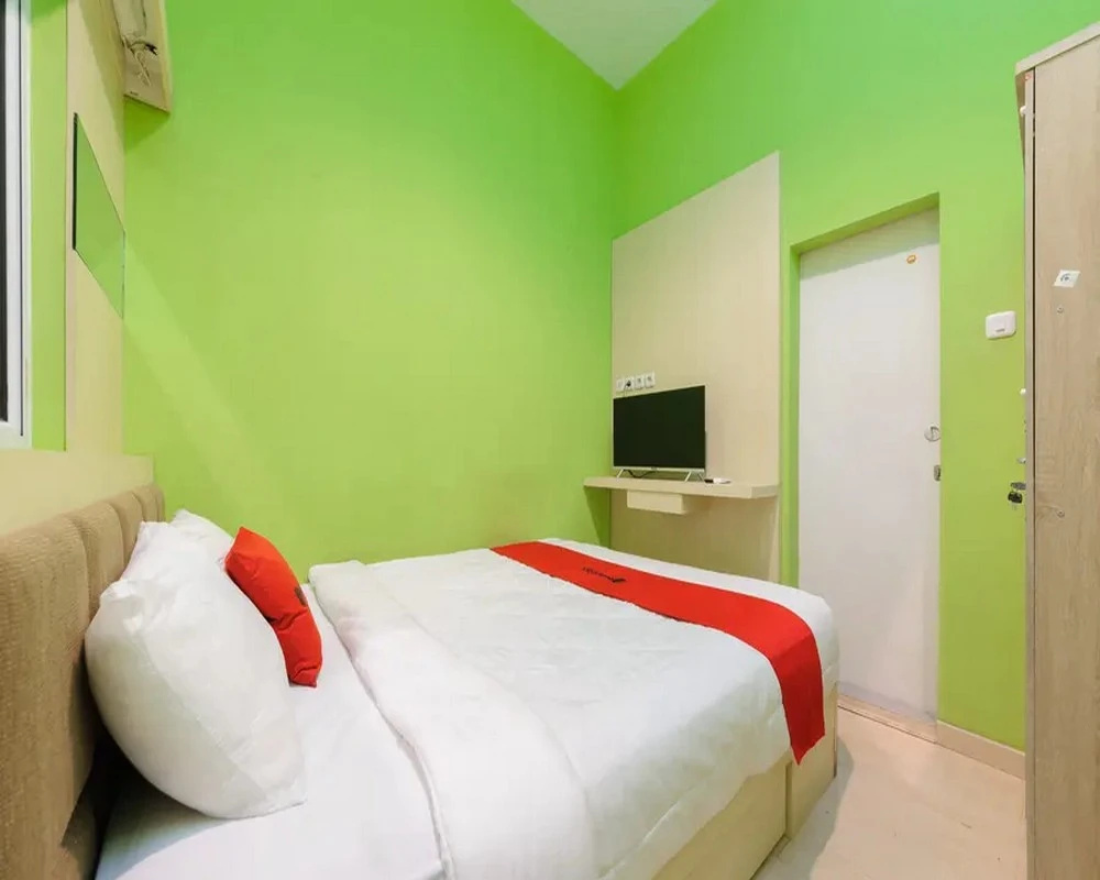 Photo - Reddoorz Near Stasiun Palmerah