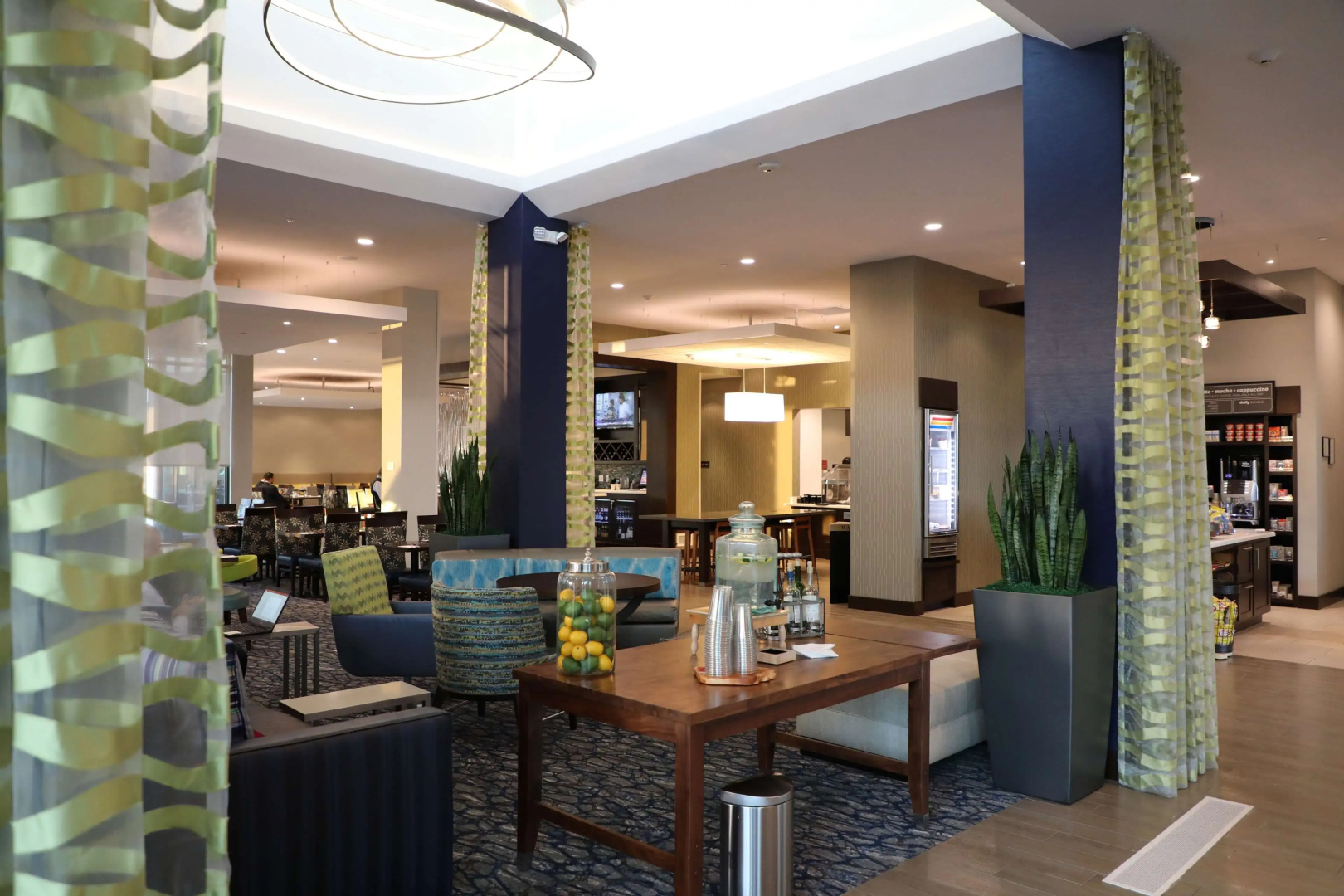 Photo - Hilton Garden Inn Austin Airport