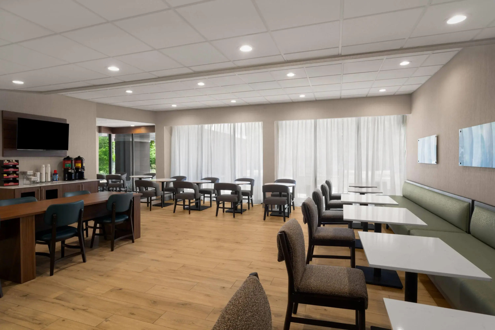 Foto - La Quinta Inn & Suites by Wyndham Nashville Airport/Opryland