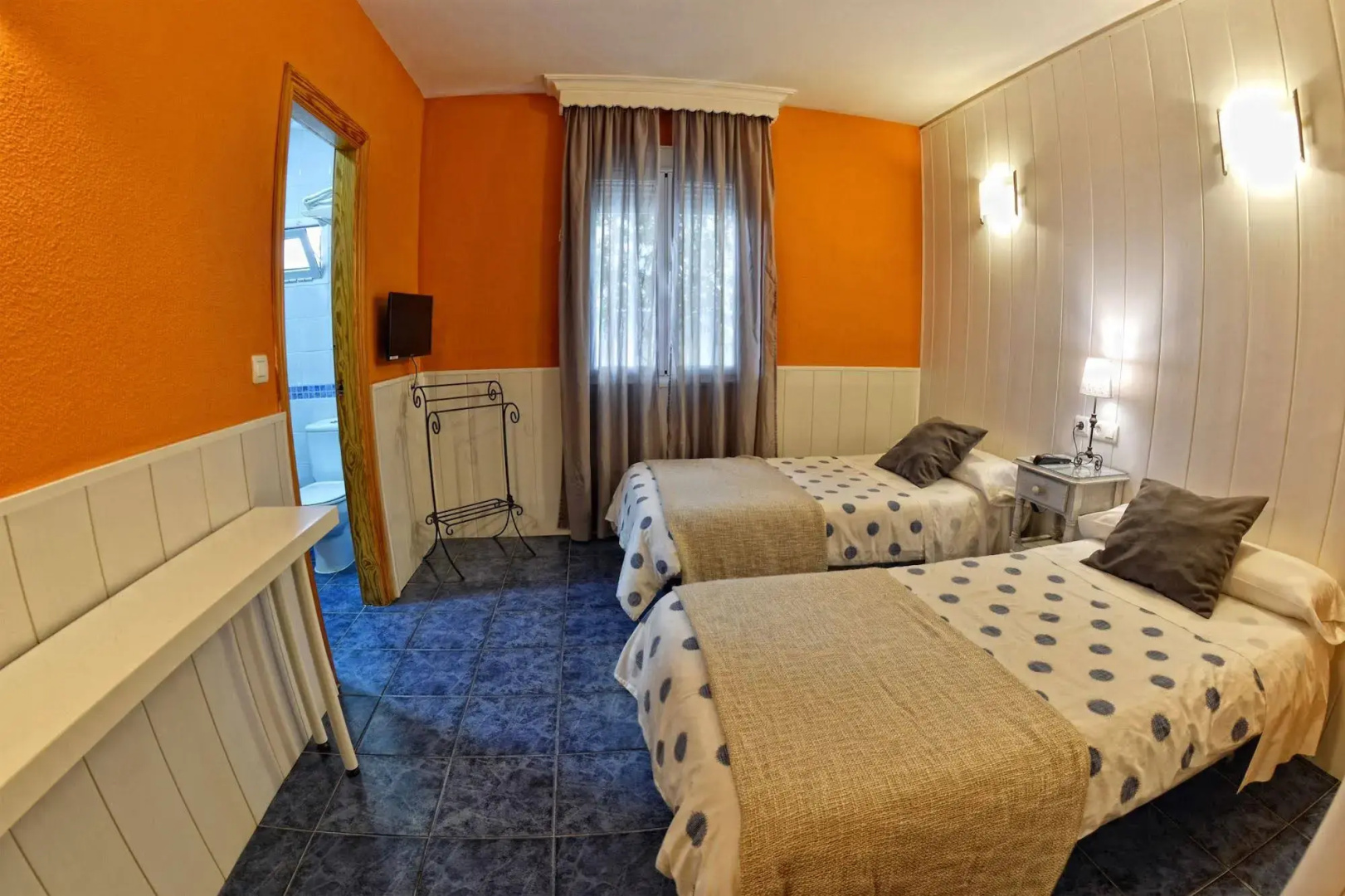 Photo - Hotel Elcano