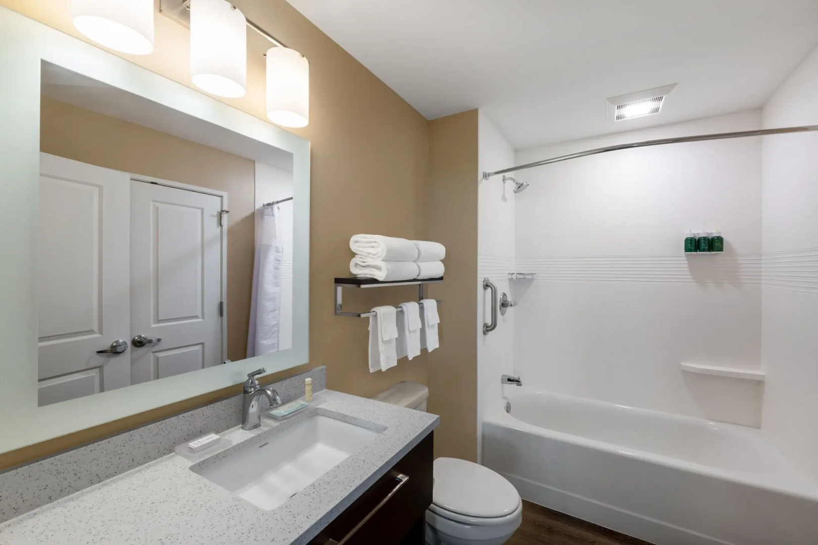 Photo - TownePlace Suites by Marriott Indianapolis Airport