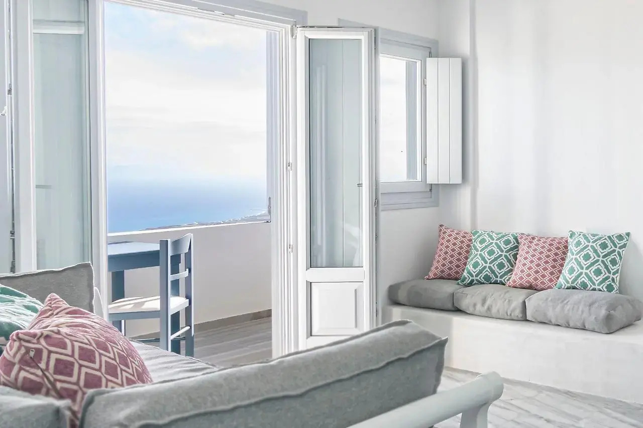 Photo - Phaos Santorini Suites