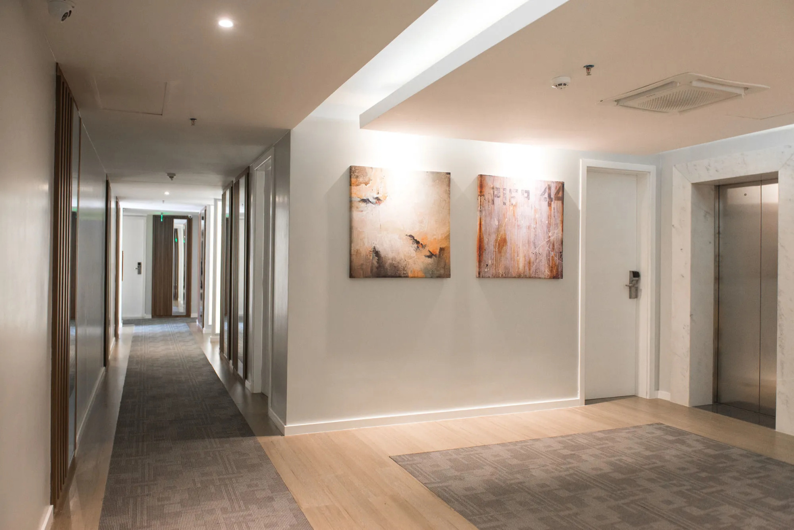 Photo - The Hub Urban Hotel