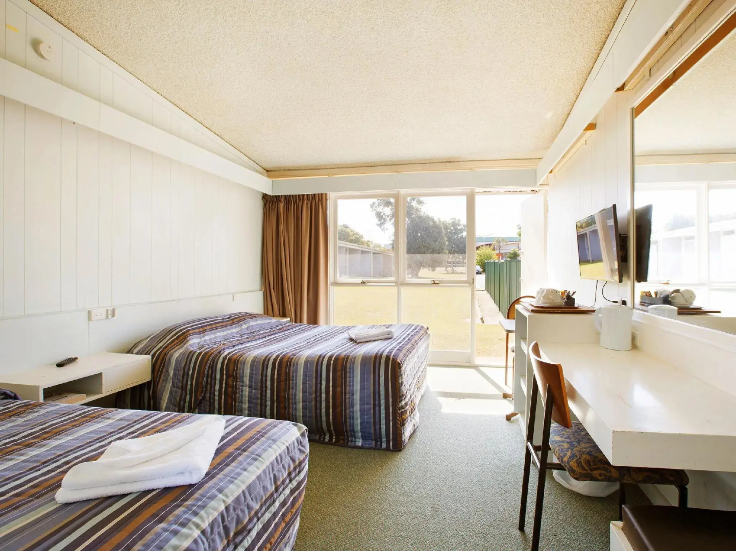 Photo - Sunnybank Hotel