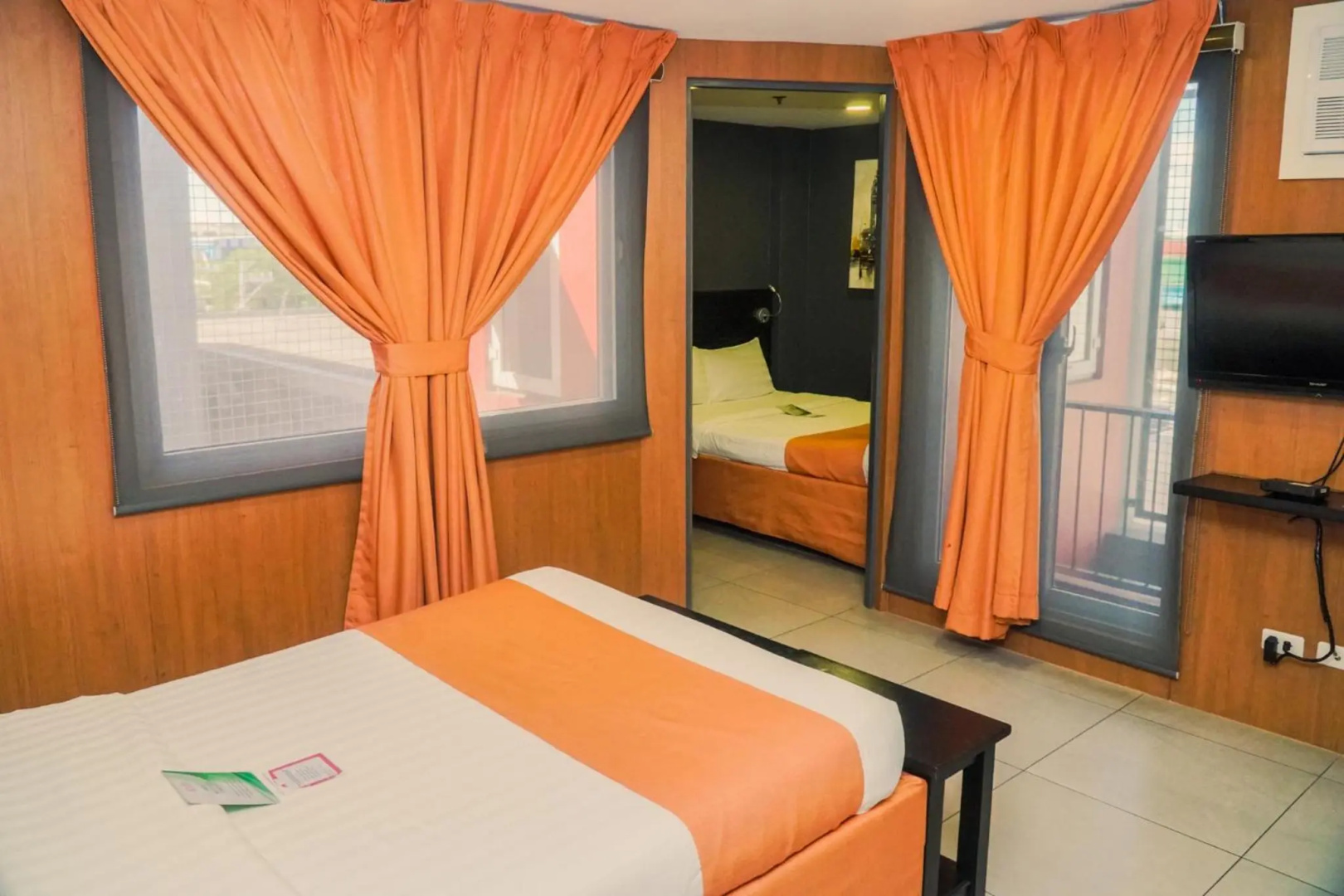 Foto - Jade Hotel & Suites