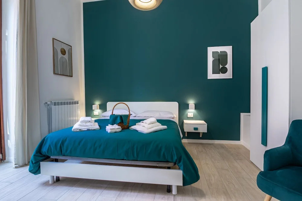 Photo - Rua de Mar Chiatamone