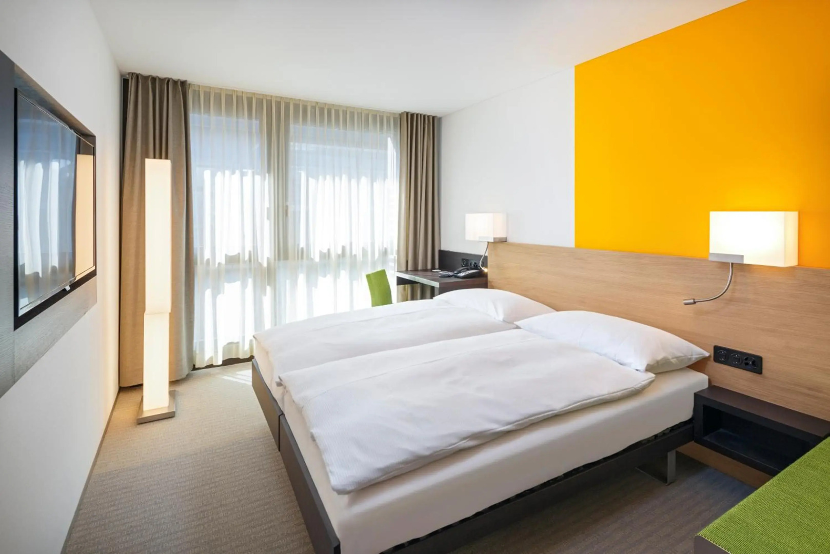 Photo - Züri by Fassbind