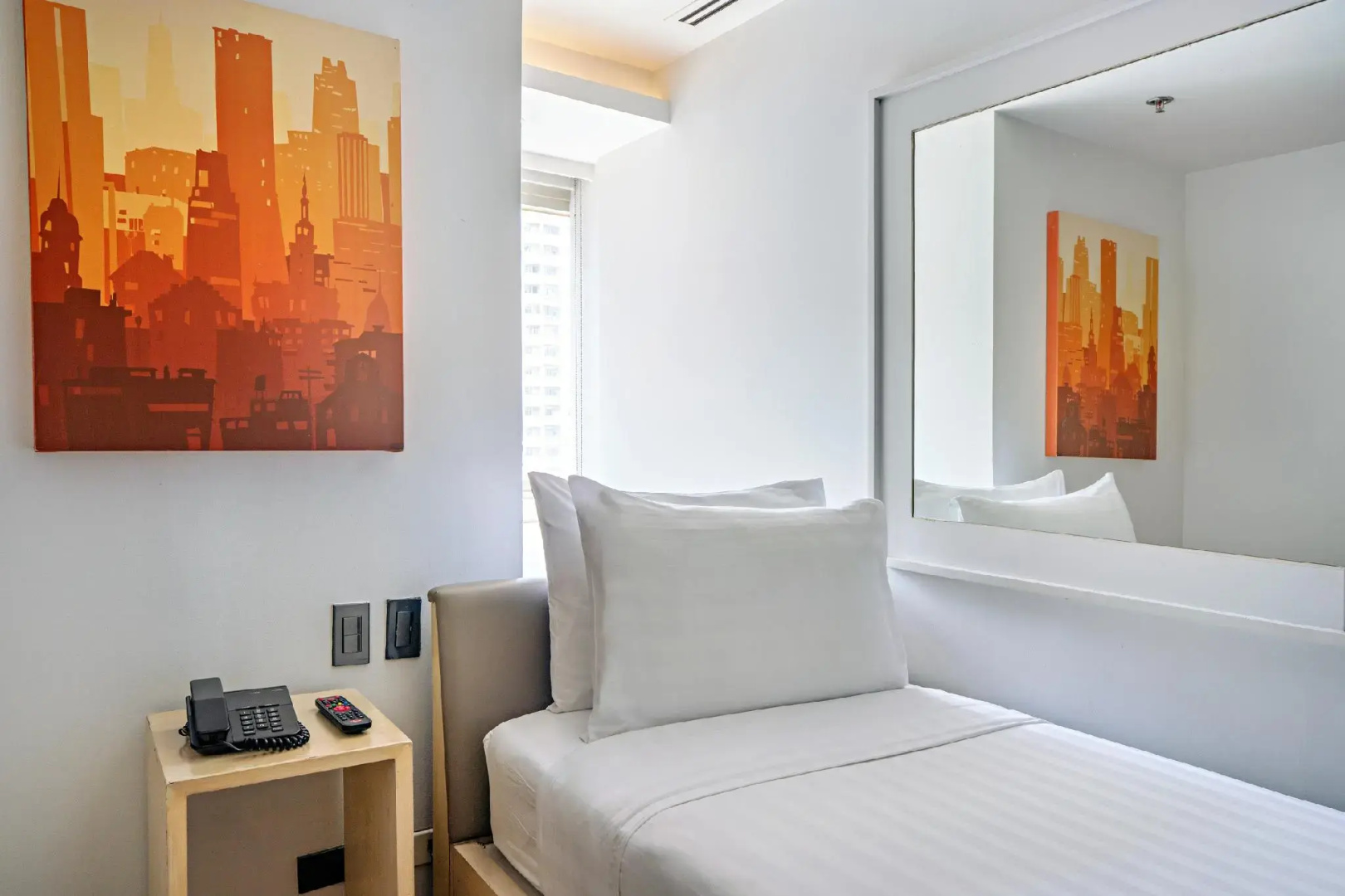 Photo - The Mini Suites Eton Tower Makati