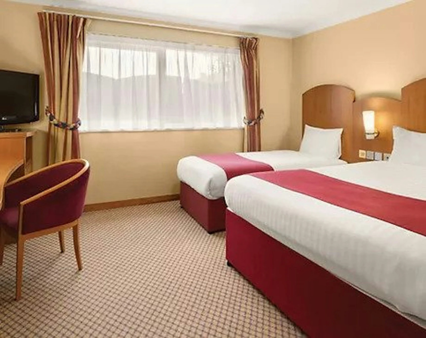 Photo - Savera Hotel South Ruislip