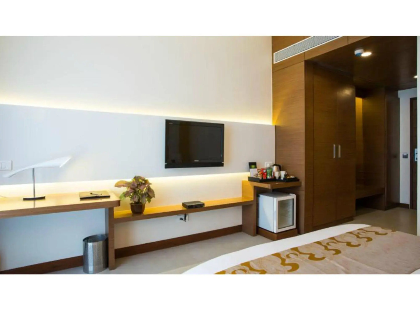 Photo - The Fern Residency Mumbai