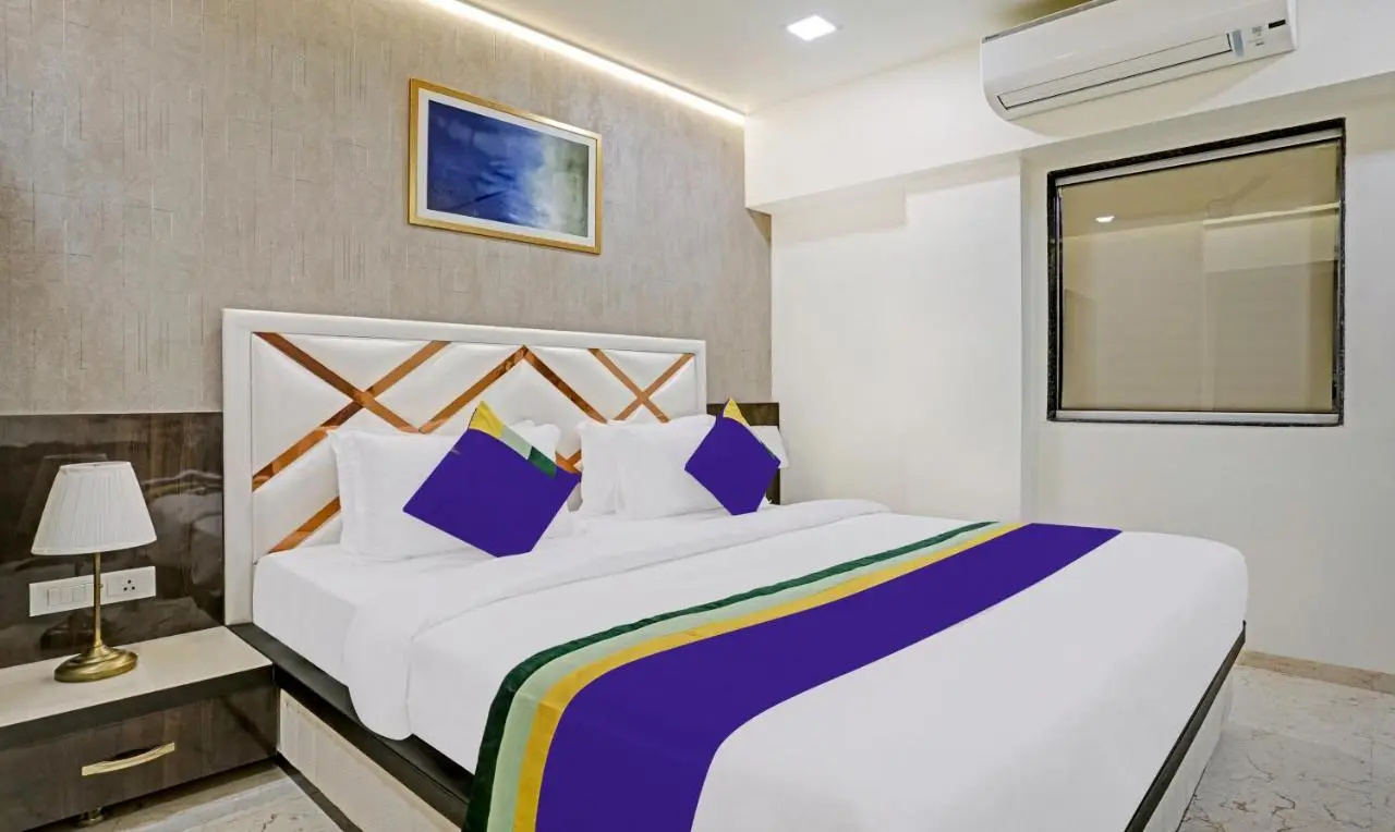 Photo - Treebo Premium Golden Bliss Trimurti Nagar Square