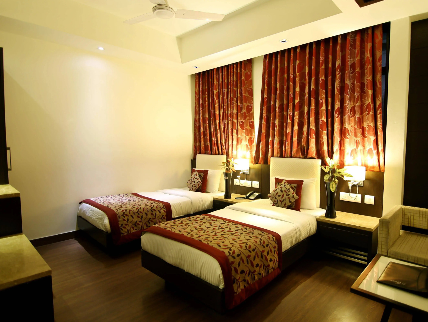 Foto - Hotel The Prime Balaji Deluxe, City Centre, With Free Airport Pickup