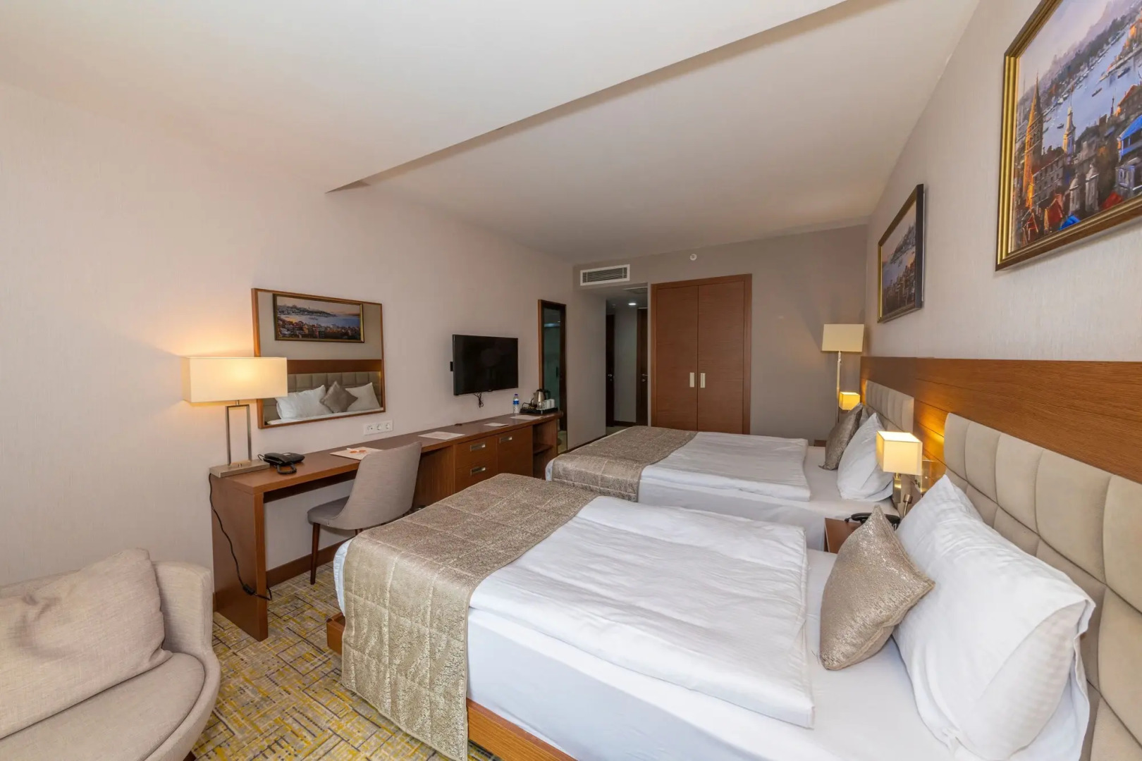 Foto - Land Park Hotel