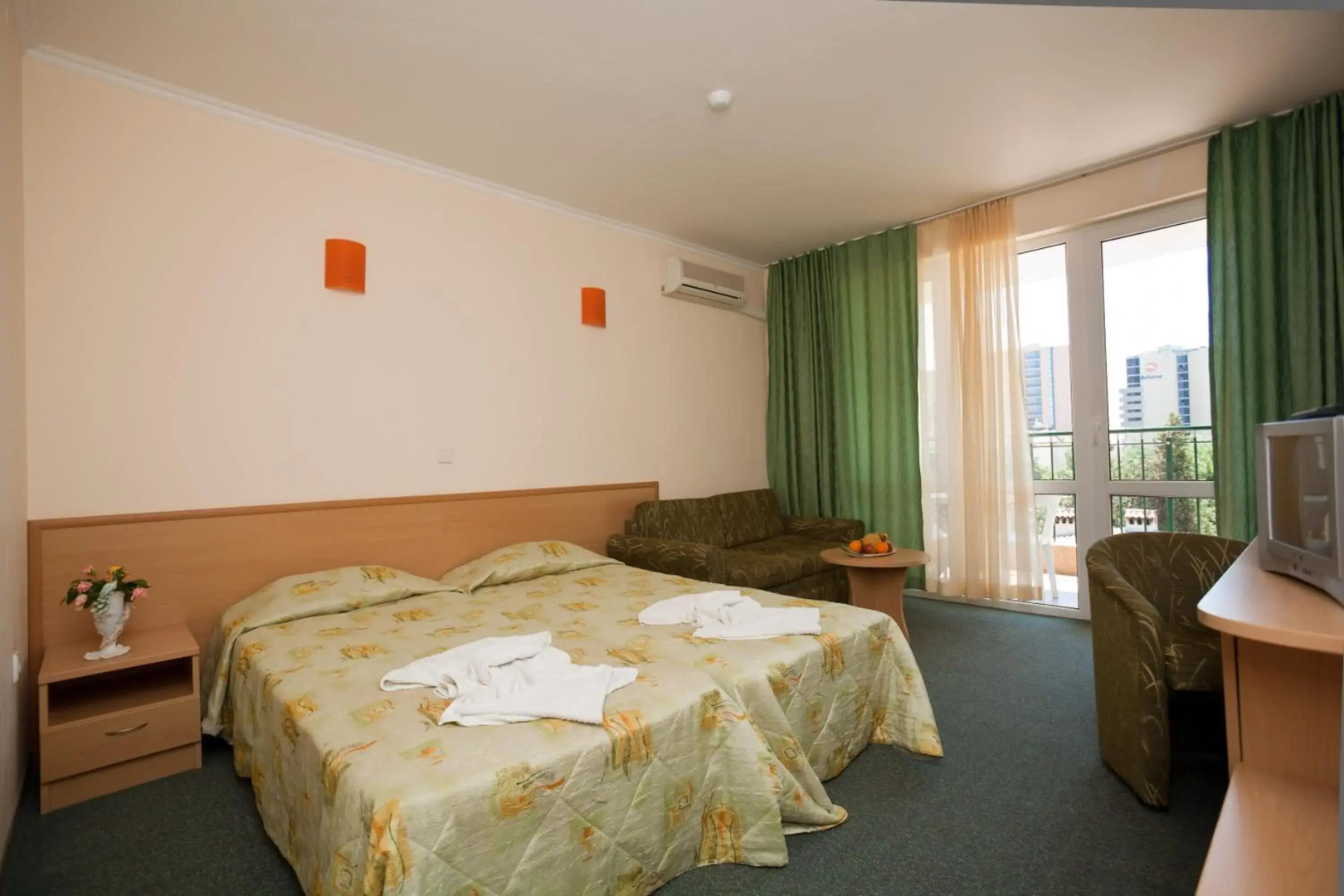 Photo - Sunny Day Club Hotel