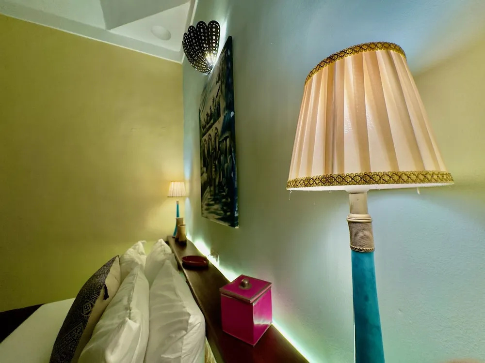 Photo - Riad Taghia