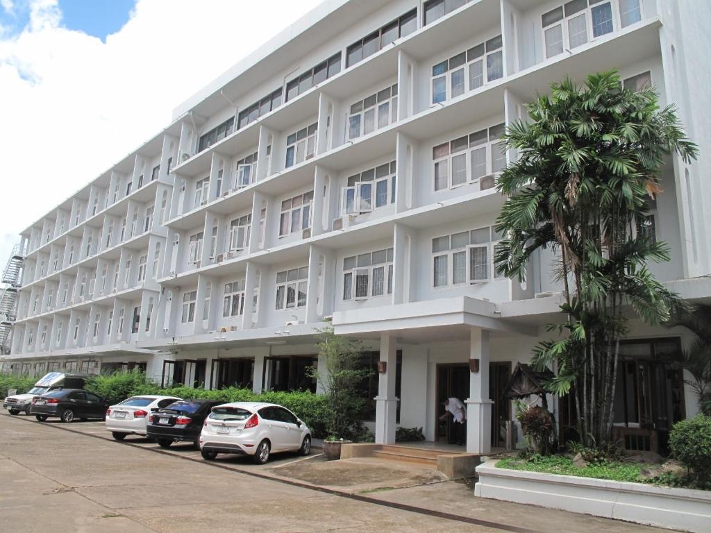 Dusit Hotel at Sakon Nakhon