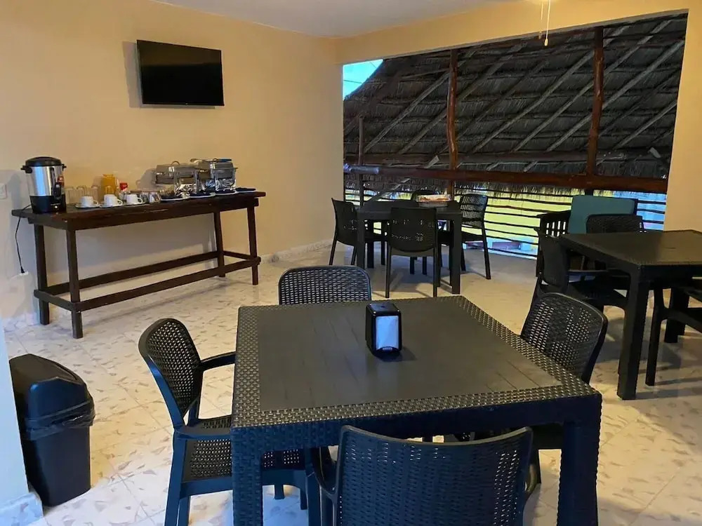 Photo - Luna Azul By Uvas