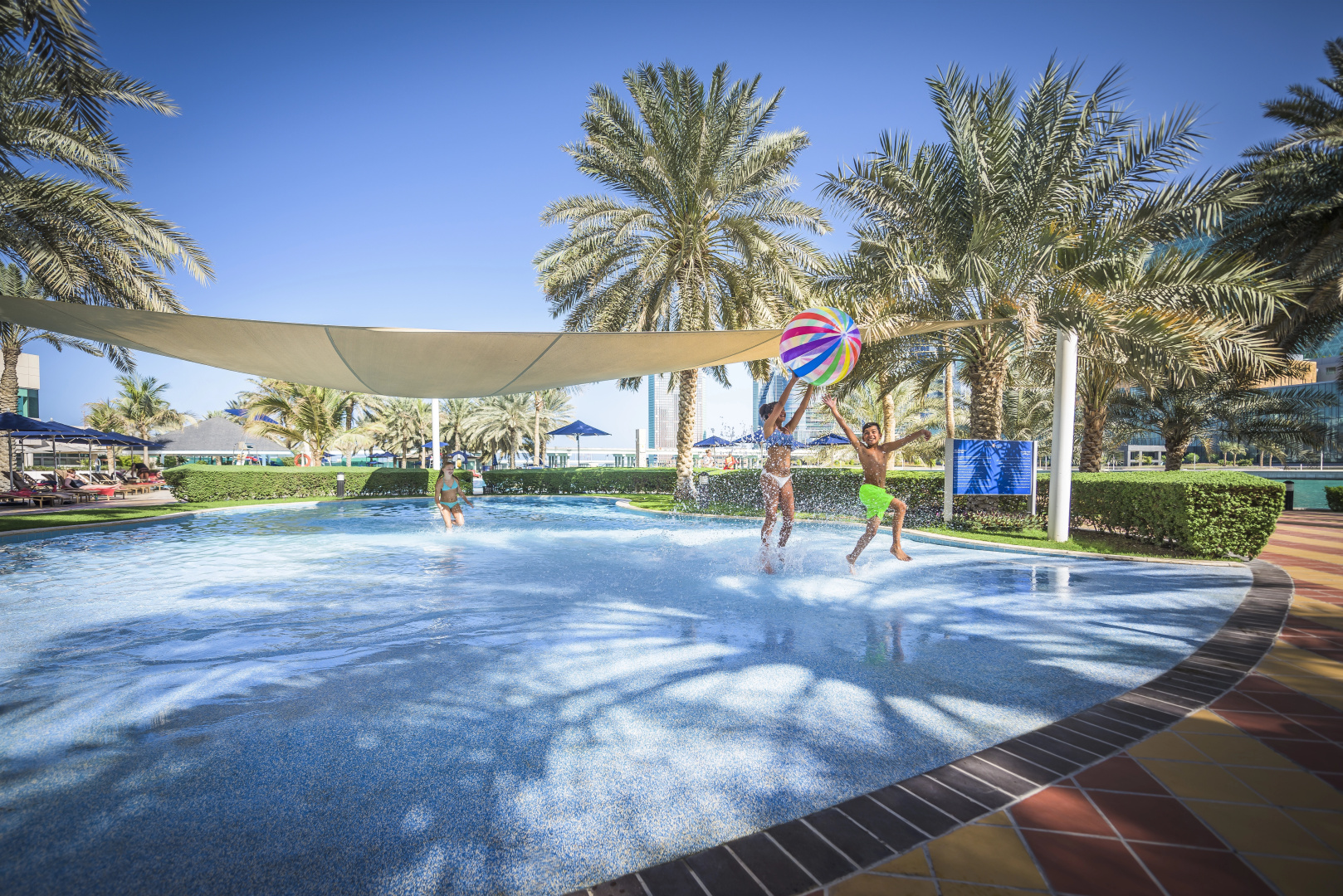 Foto - Beach Rotana Hotel
