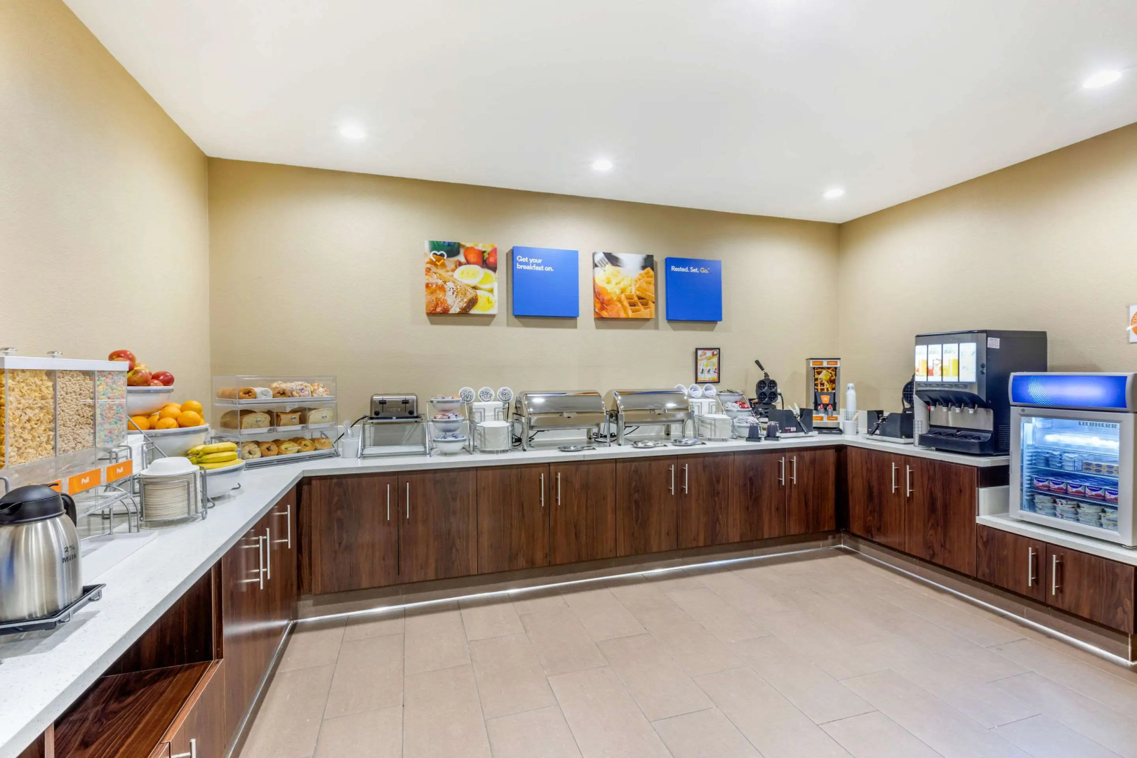 Photo - Comfort Inn & Suites Orange County John Wayne Airport