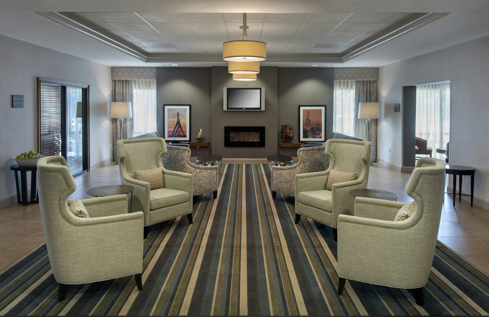 Photo - Hampton Inn Boston - Logan Airport